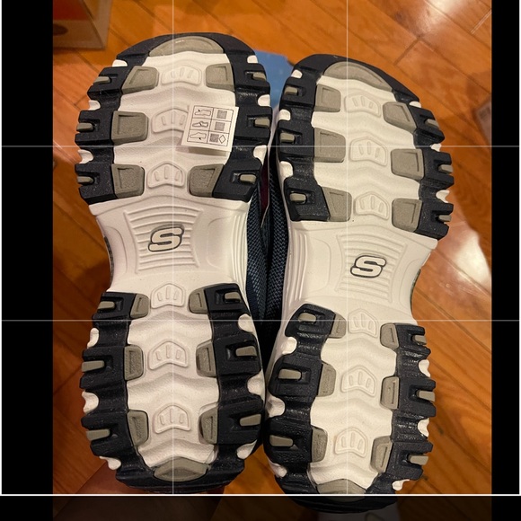 SKETCHERS D’LITES WITH AIR COOLED MEMORY FOAM - Picture 3 of 3